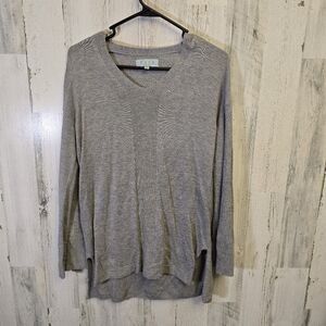 3/$15 Vass john vass Gray V-Neck Sweater women's size medium